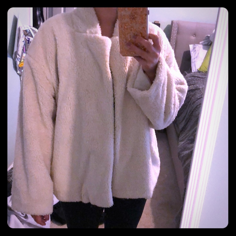 14th & Union Size XL Furry Jacket